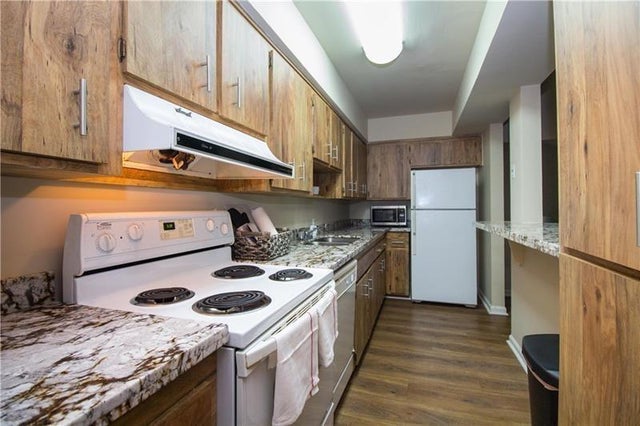 4 of 12 - 2141 Ne 36th Street, Lighthouse Point, FL