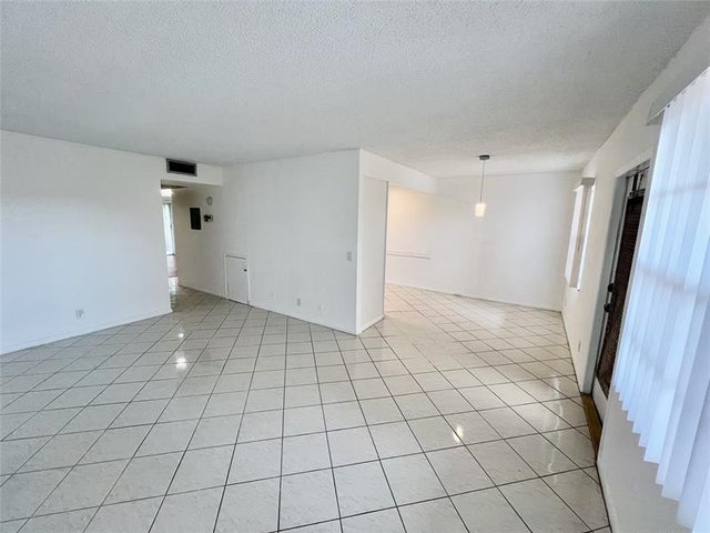 2 of 18 - 3002 Newcastle A, Boca Raton, FL