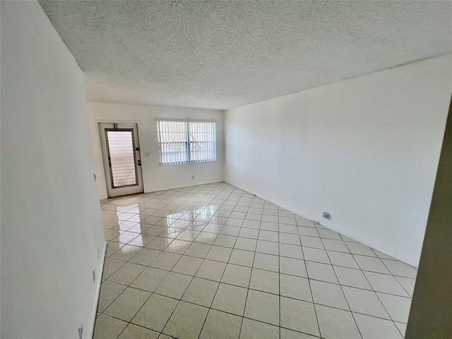 5 of 18 - 3002 Newcastle A, Boca Raton, FL