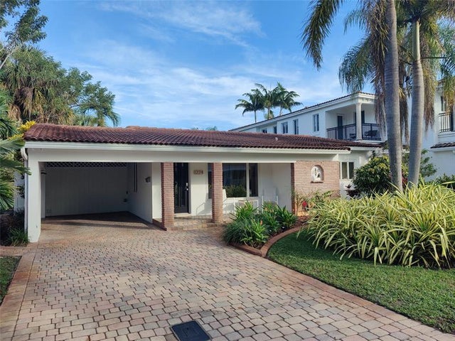 1 of 61 - 1224 Ne 17th Way, Fort Lauderdale, FL