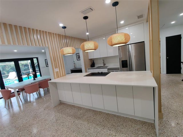 3 of 61 - 1224 Ne 17th Way, Fort Lauderdale, FL
