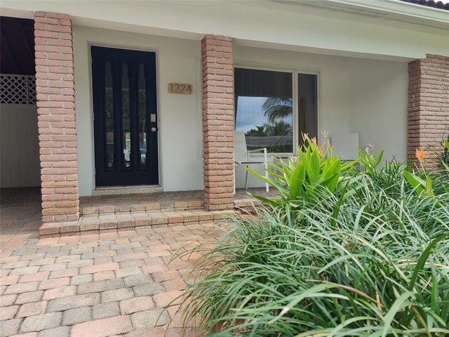 4 of 61 - 1224 Ne 17th Way, Fort Lauderdale, FL