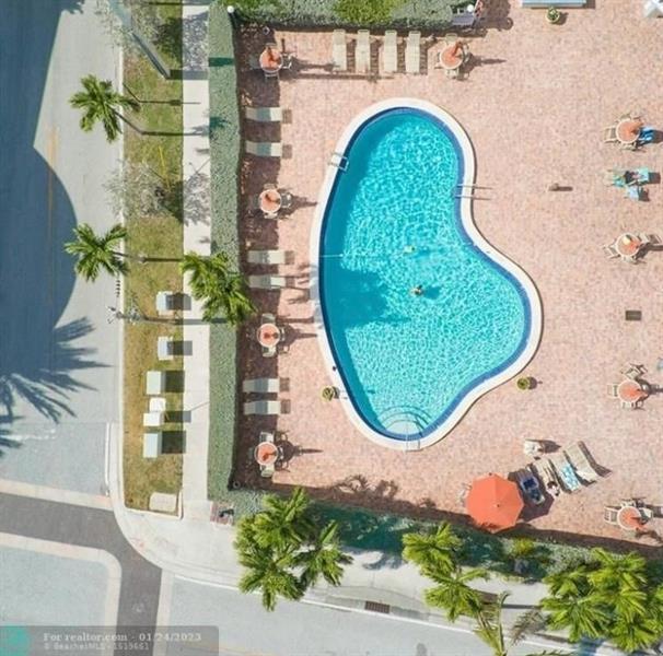 4 of 24 - 305 N Pompano Beach Blvd 706, Pompano Beach, FL