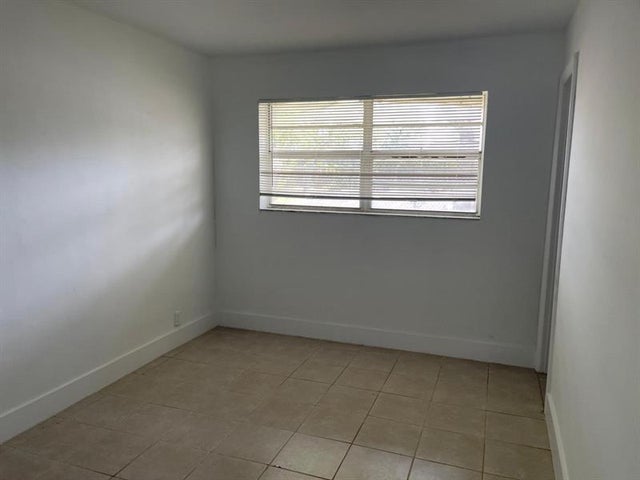 3 of 10 - N/A, Fort Lauderdale, FL