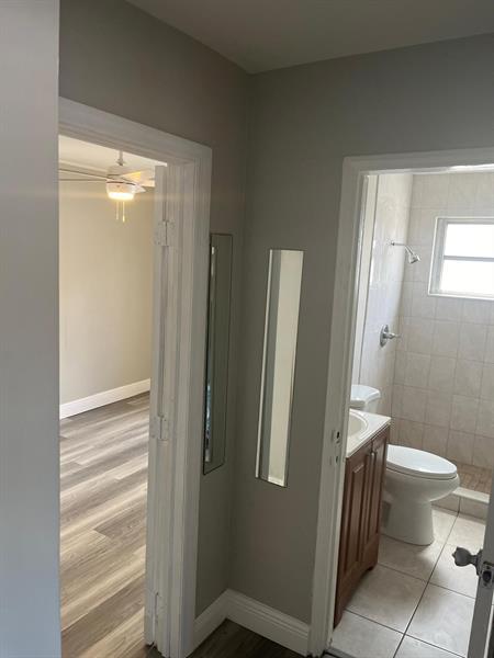 5 of 8 - 1810 Cleveland St 2, Hollywood, FL