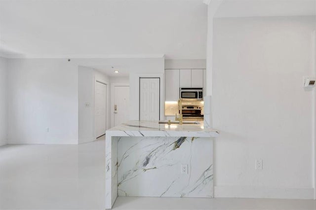 4 of 31 - 1803 N Flagler Dr 206, West Palm Beach, FL