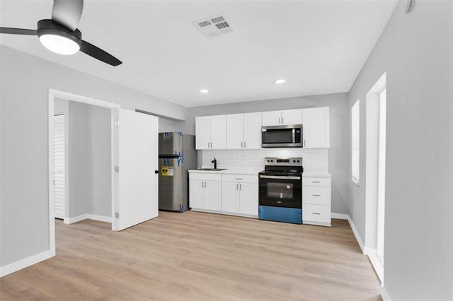 5 of 20 - 1841 Adams Street 3, Hollywood, FL