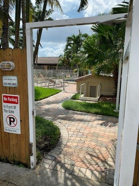 5 of 14 - 728 Ne 13th Ct 9, Fort Lauderdale, FL