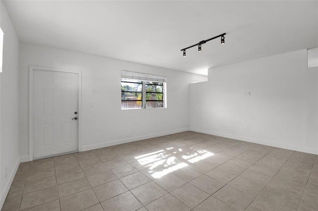 4 of 26 - N/A, Hollywood, FL