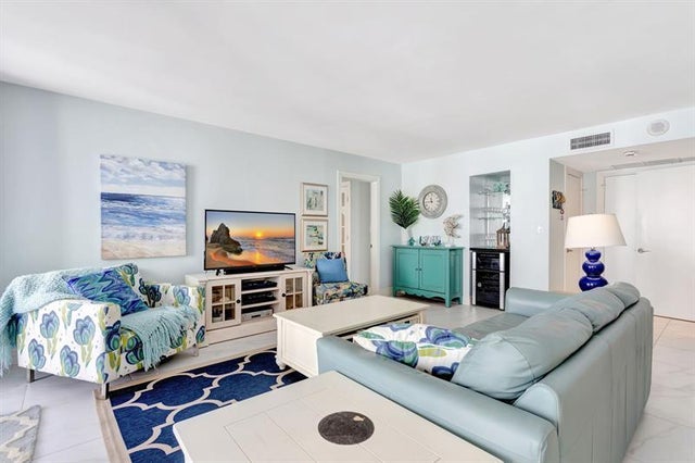 5 of 48 - 1010 S Ocean Blvd 815, Pompano Beach, FL