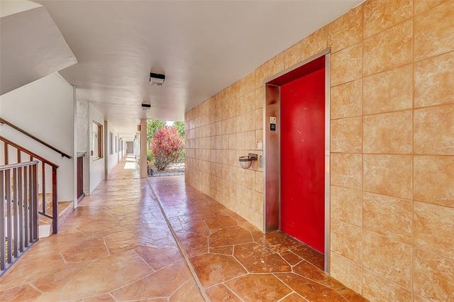 2 of 26 - 9633 N Belfort Cir, Fort Lauderdale, FL