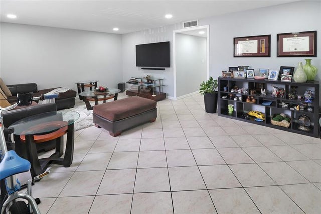 3 of 20 - 9050 Nw 28th St 134, Coral Springs, FL