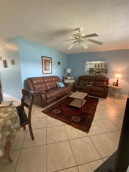 4 of 7 - 2100 Ne 38th St 216, Lighthouse Point, FL