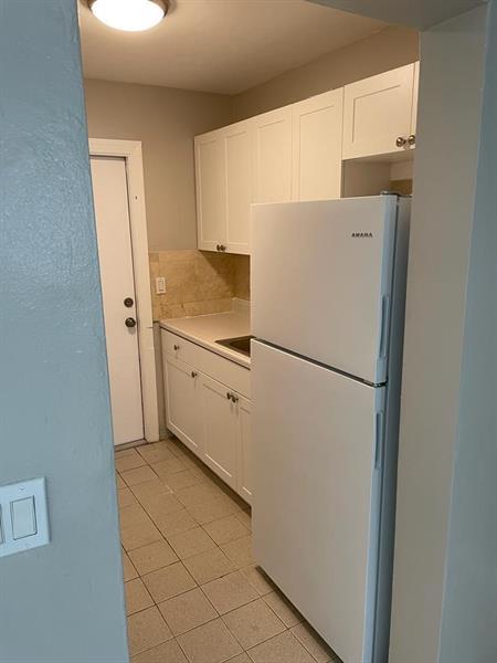 4 of 13 - 1630 N 25th Ave 2, Hollywood, FL