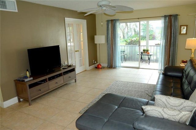 3 of 34 - 6499 Bay Club Dr 2, Fort Lauderdale, FL