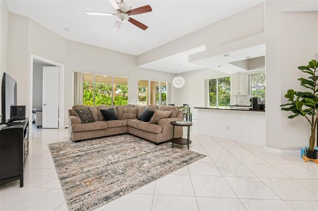 4 of 27 - 8019 Nevis Pl, Wellington, FL