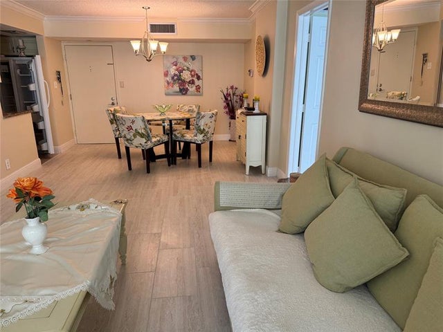 5 of 34 - 525 N Ocean Blvd 1120, Pompano Beach, FL
