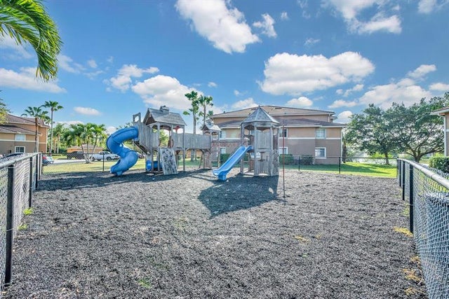 4 of 28 - 3590 Nw Adriatic Ln 203, Jensen Beach, FL
