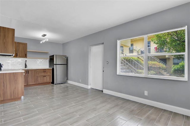 5 of 19 - 260 Nw 19th St 1, Boca Raton, FL