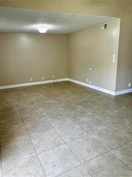 3 of 9 - 11109 Nw 37th St, Sunrise, FL