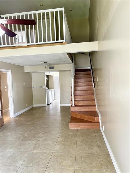 4 of 9 - 11109 Nw 37th St, Sunrise, FL