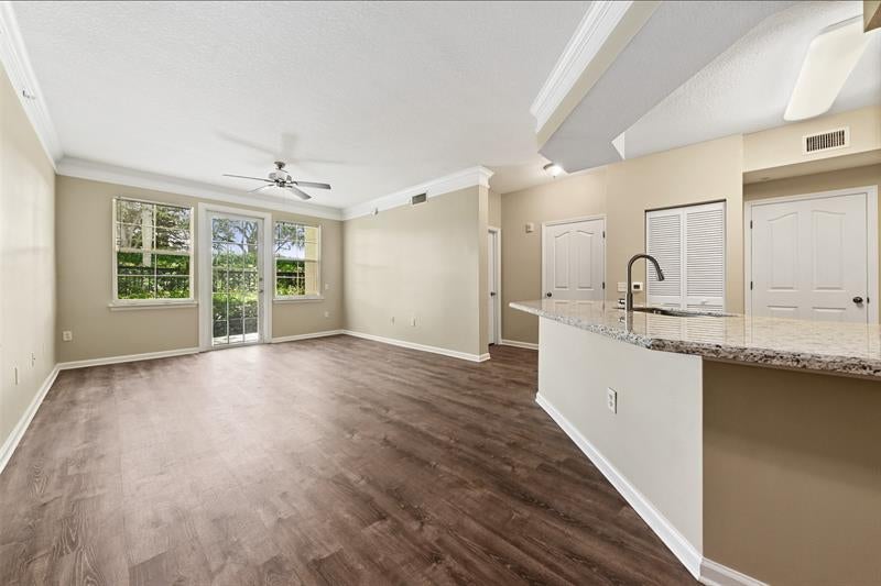 9905 Baywinds Dr 2104, West Palm Beach