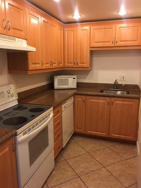 411 Se 8th St 127, Deerfield Beach