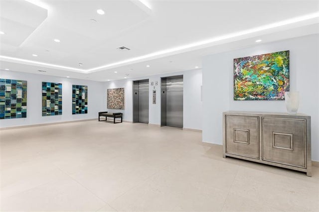 2 of 34 - 777 Bayshore Dr 1704, Fort Lauderdale, FL
