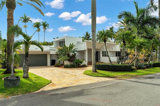 2 of 54 - 18 Nurmi Dr, Fort Lauderdale, FL
