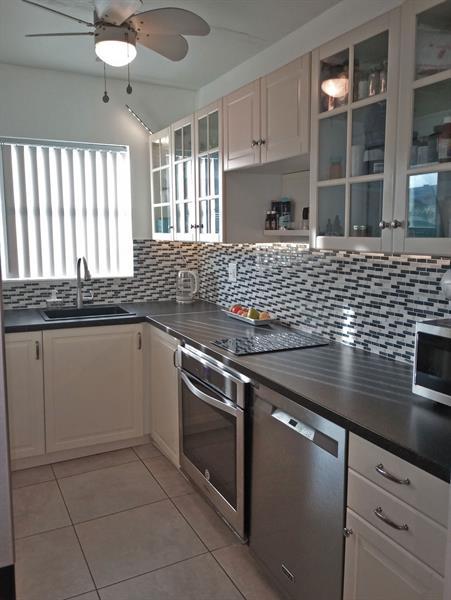 270 Layne Blvd 206, Hallandale