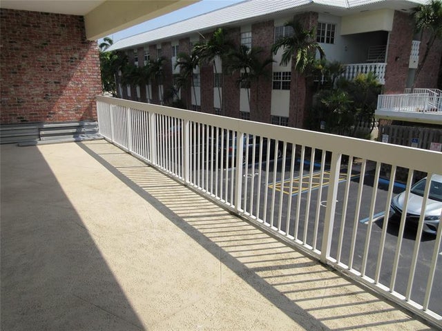 4 of 15 - 2420 Se 17th St 208c, Fort Lauderdale, FL