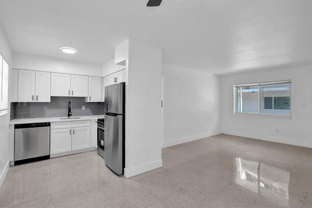 5 of 47 - 1821 Middle River Dr 1, Fort Lauderdale, FL