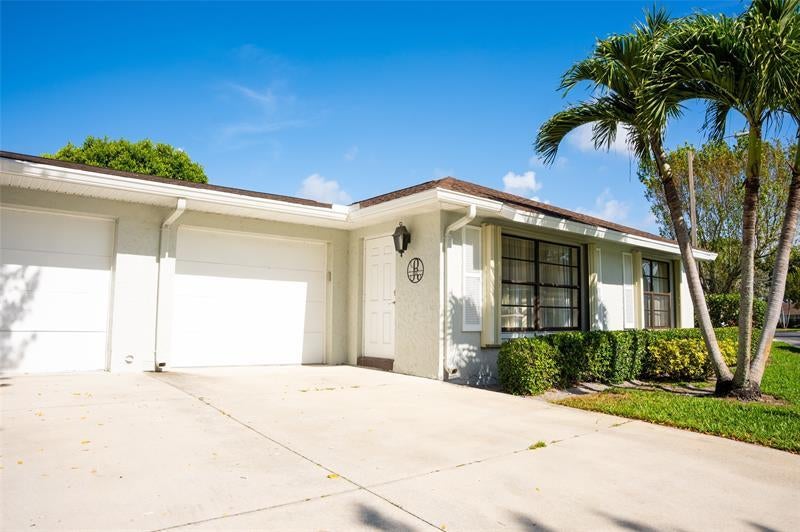 9870 Pecan Tree Dr B, Boynton Beach