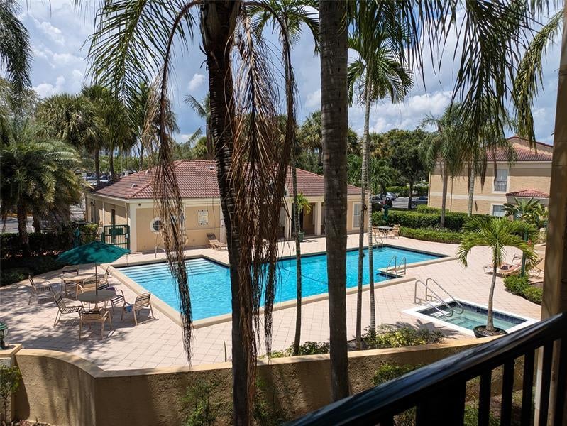 875 Riverside Dr. 724, Coral Springs