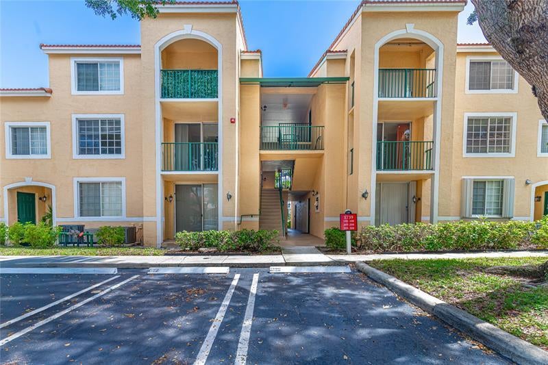1739 Village Blvd 208, West Palm Beach