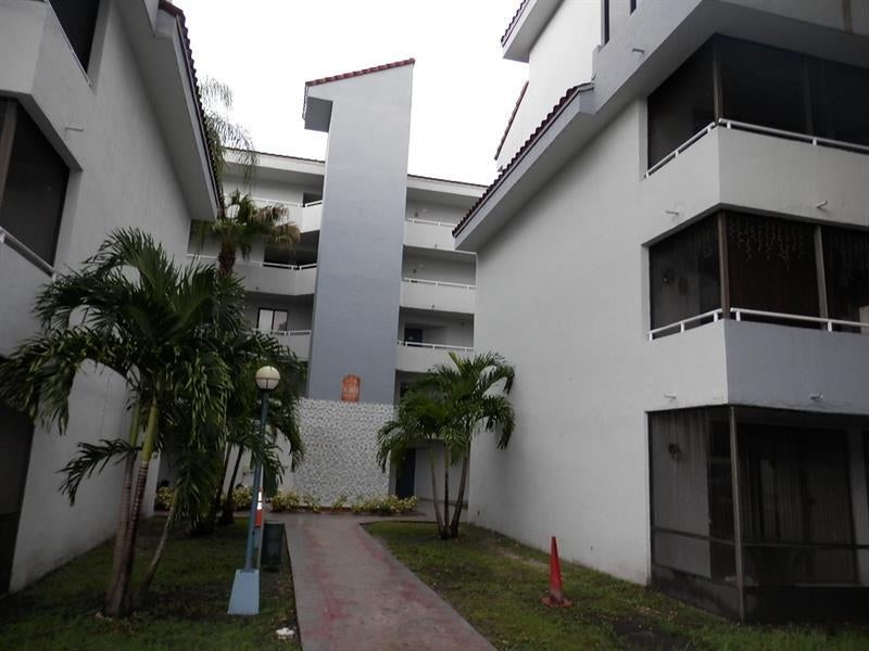 8365 Sw 152nd Ave C116, Miami