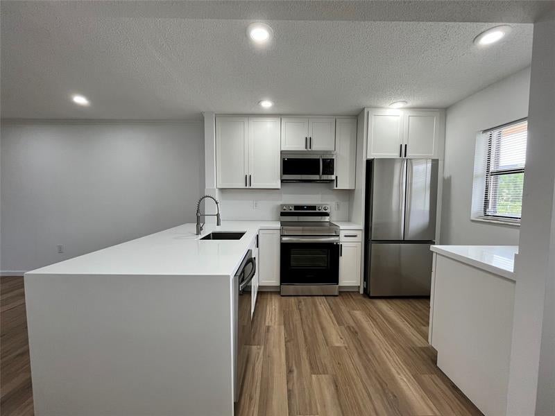 163 Nw 93rd Ave 203, Pembroke Pines