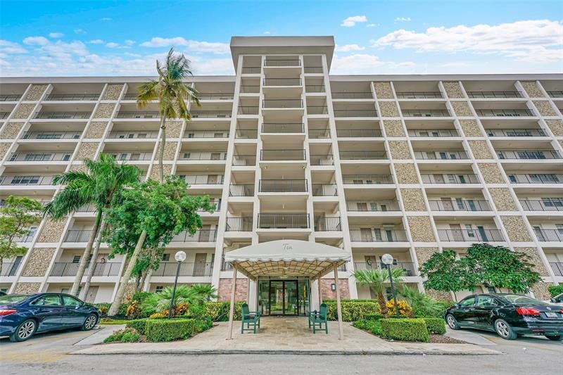 3150 N Palm Aire Dr 403, Pompano Beach