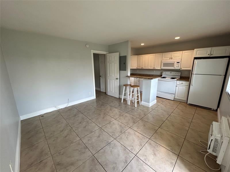 921 Ne 17th Ave 2, Fort Lauderdale