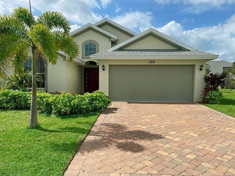 329 Palm Breezes Dr, Fort Pierce