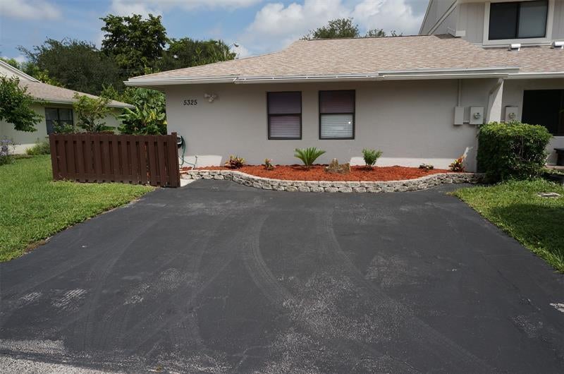 5325 Jog Ln, Delray Beach