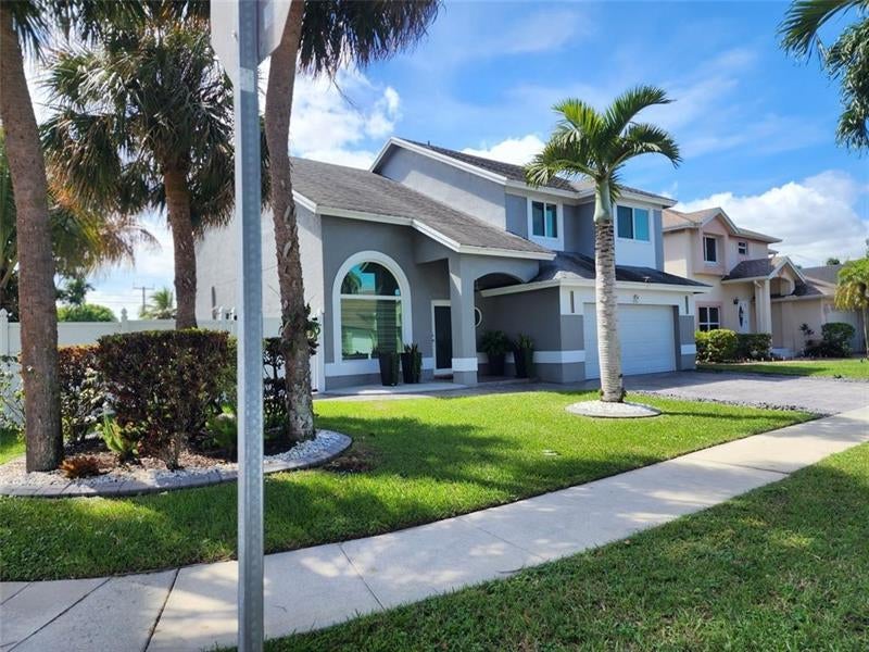 9700 Sw 16th Ct, Pembroke Pines