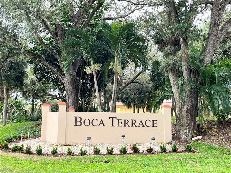 824 Sw 9th Street Cir 204, Boca Raton