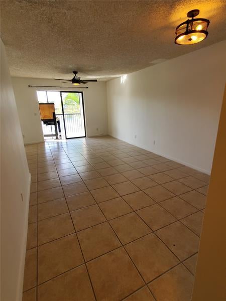940 Nw 106th Ter 203, Hollywood