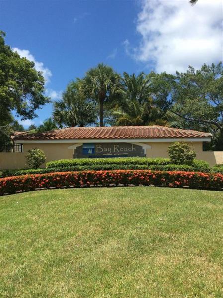 1010 Lake Shore Dr 103, West Palm Beach