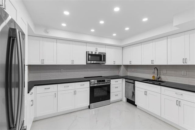 4 of 32 - 3750 Galt Ocean Dr 209, Fort Lauderdale, FL