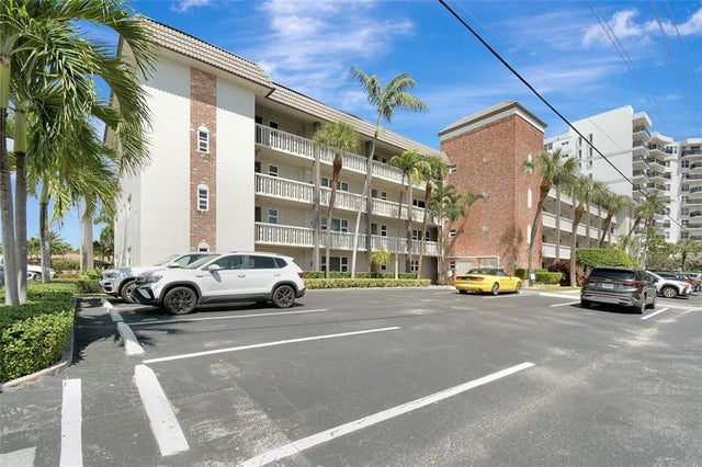 1 of 59 - 3121 Ne 51st St 404e, Fort Lauderdale, FL