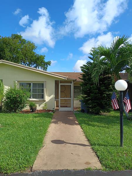 6081 La Palma Ln, Delray Beach