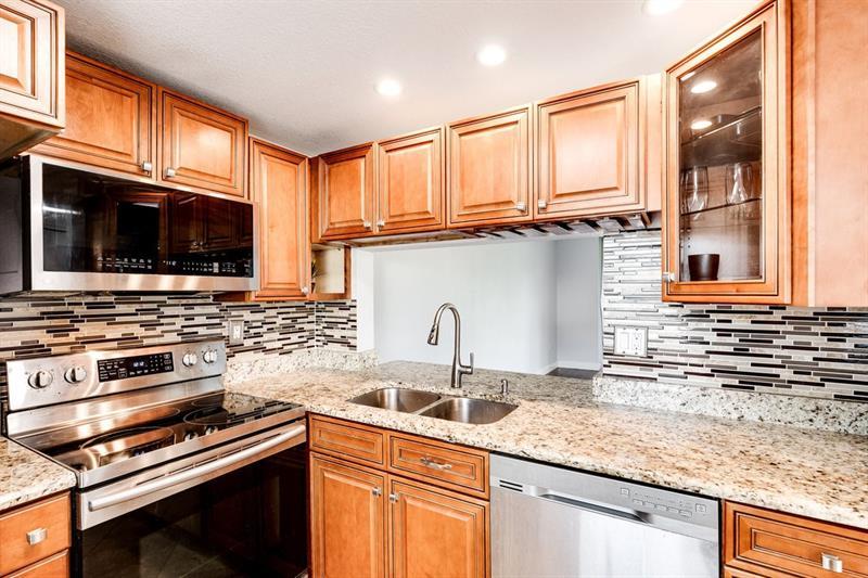 9080 Lime Bay Blvd. 109, Tamarac