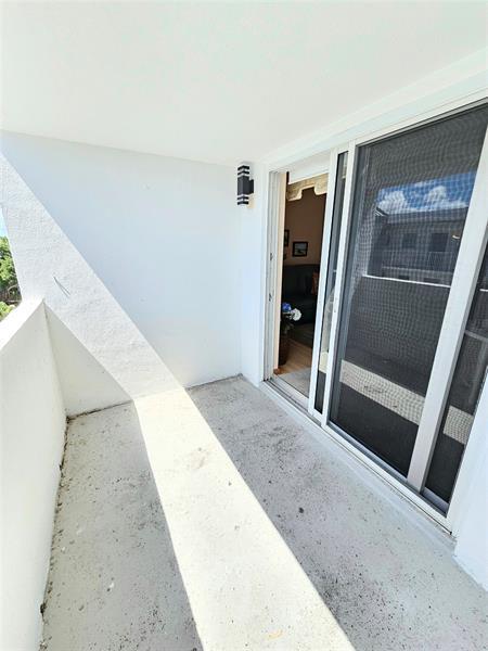 4 of 25 - 2850 Ne 14th St 410b, Pompano Beach, FL